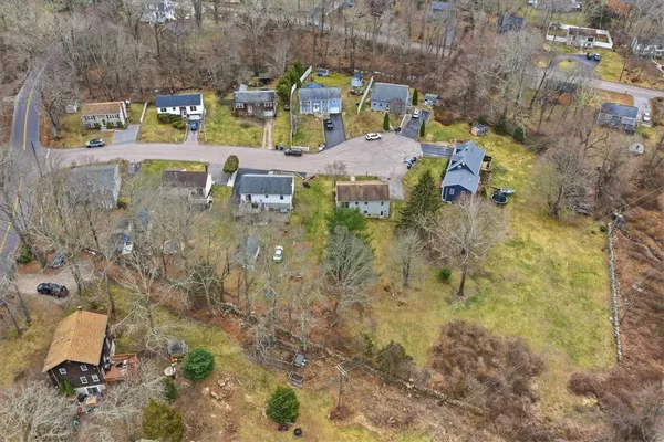 $435,000 | 7 Brookview Court, Westerly, RI 02891