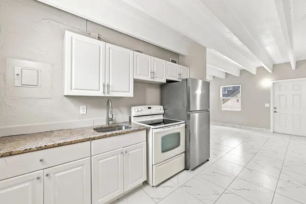 $1,800 | 812 19th Street, Unit 1, West Palm Beach, FL 33407