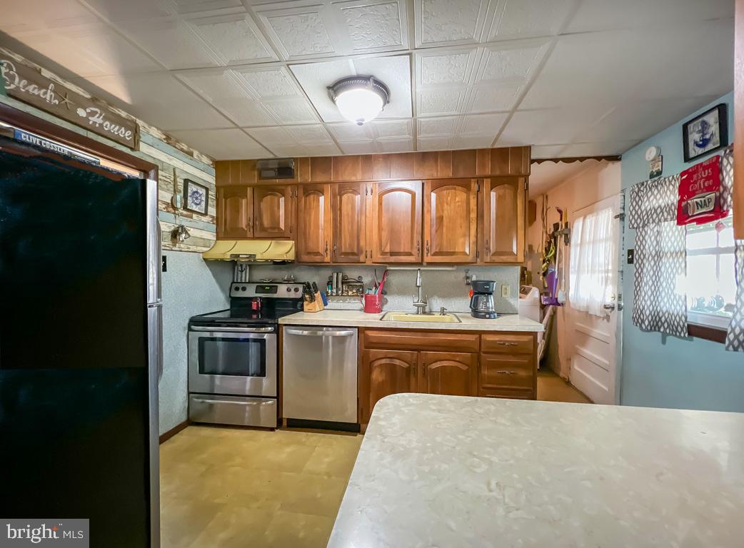 406 Chelsea Road Fairless Hills, PA 19030 - Photo 11 of 28 Gallery Image 11
