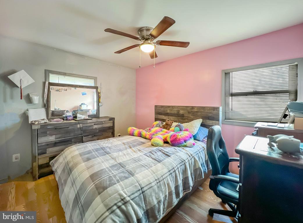 406 Chelsea Road Fairless Hills, PA 19030 - Photo 20 of 28 Gallery Image 20