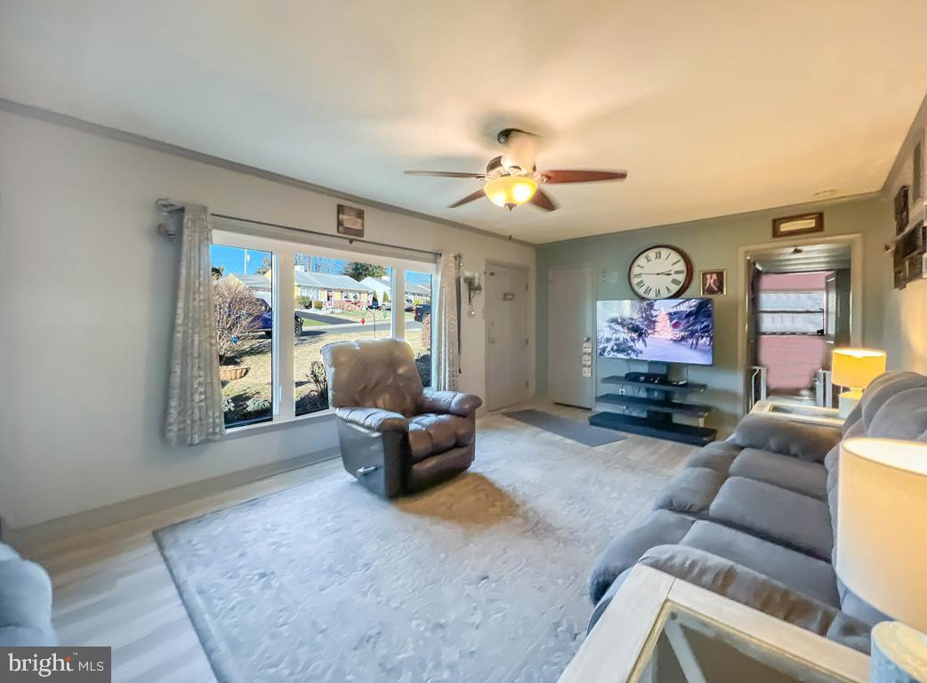 406 Chelsea Road Fairless Hills, PA 19030 - Photo 2 of 28 Gallery Image 2