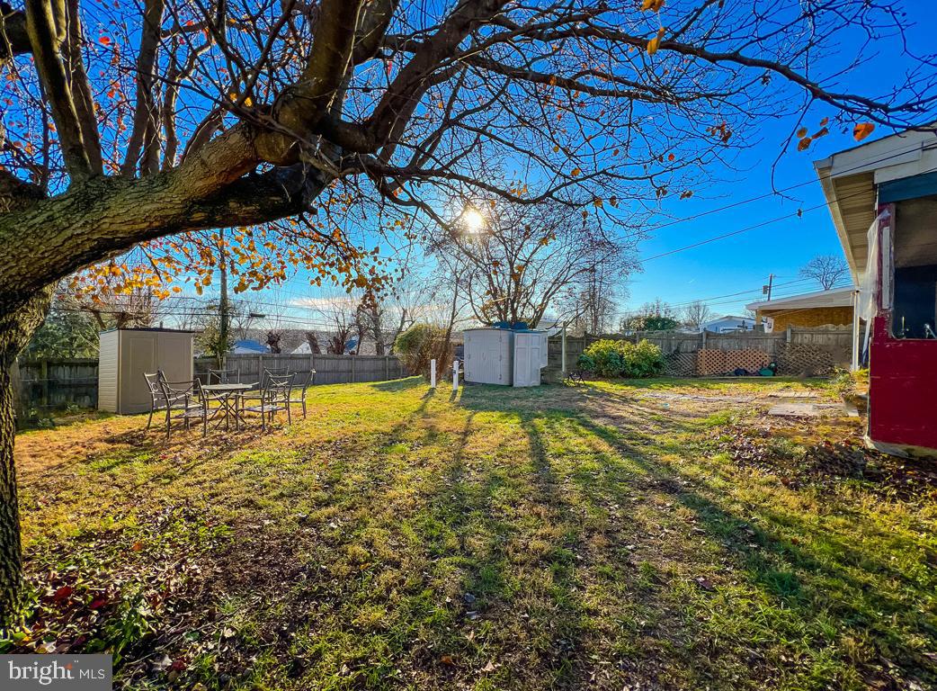 406 Chelsea Road Fairless Hills, PA 19030 - Photo 26 of 28 Gallery Image 26