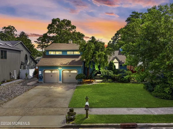 $739,000 | 31 Cherokee Lane, Brick, NJ 08724