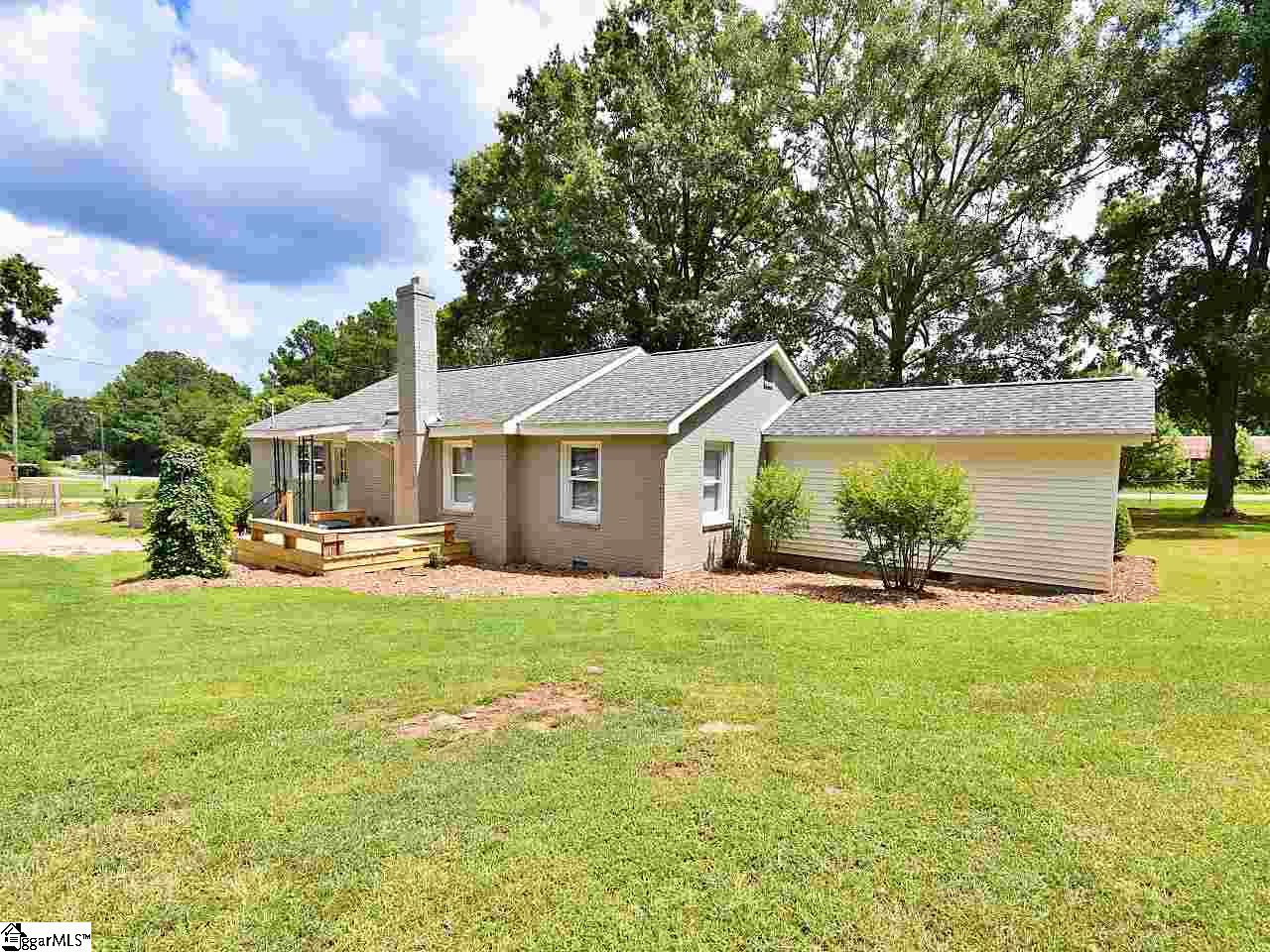 5274 Torrington Road Laurens, SC 29360 - Photo 5 of 35