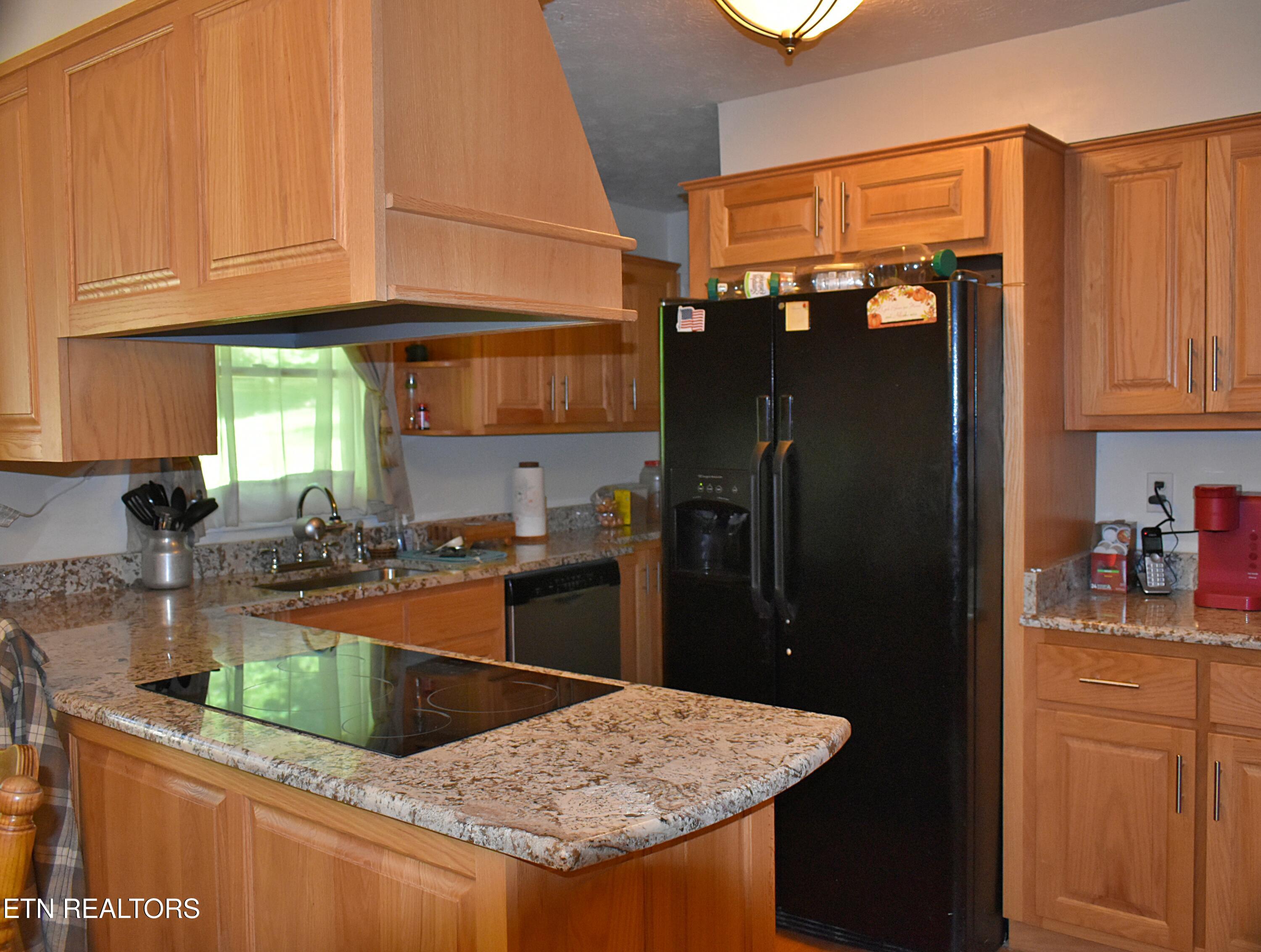 129 Jefferson Street Harrogate, TN 37752 - Photo 34 of 51 DSC_0040