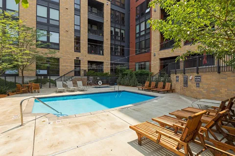 $399,900 | 4730 Park Commons Drive, Unit 204, St. Louis Park, MN 55416