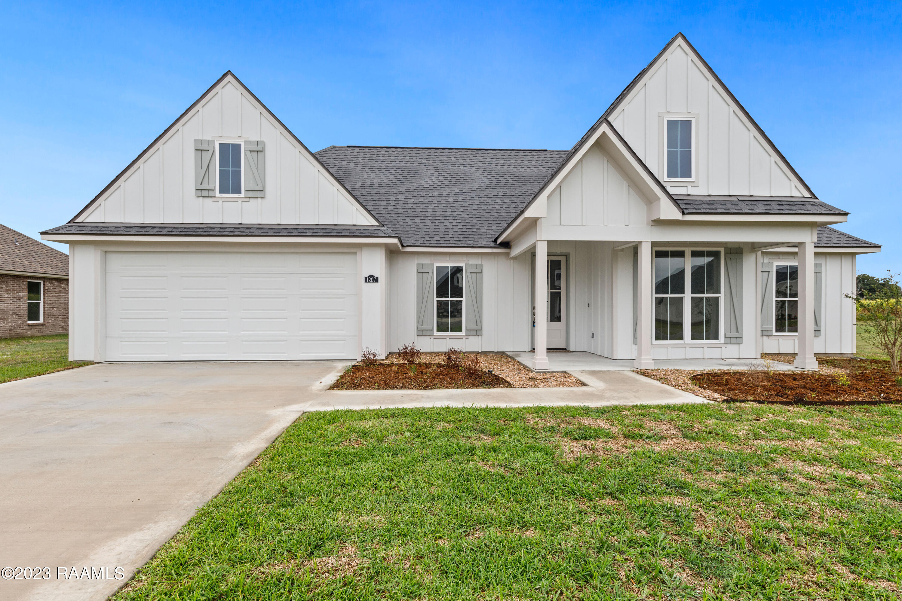 1207 River Road Breaux Bridge, LA 70517 - Photo 3 of 40 1207RiverRd-4