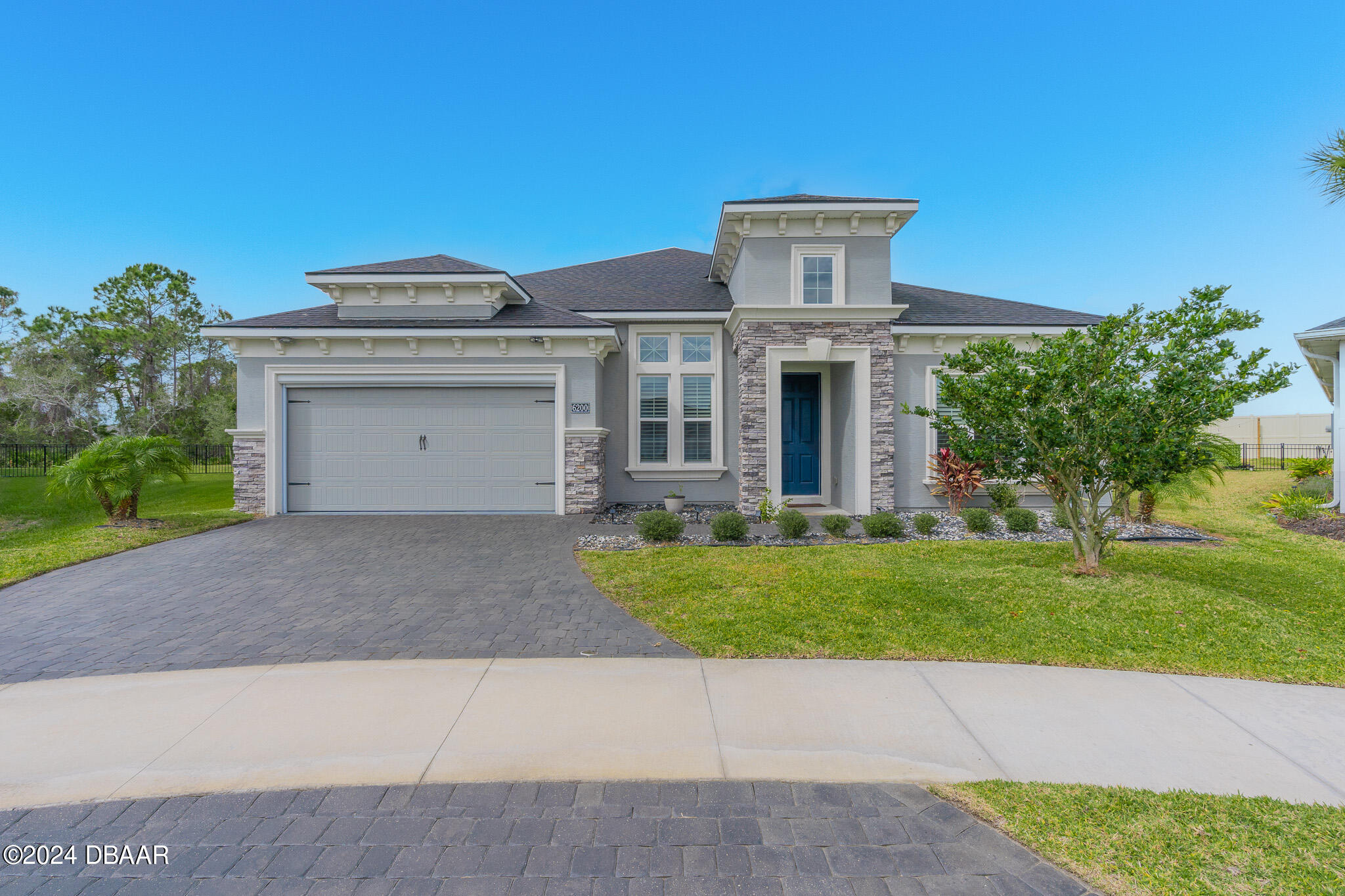 6200 West Fallsgrove Ln