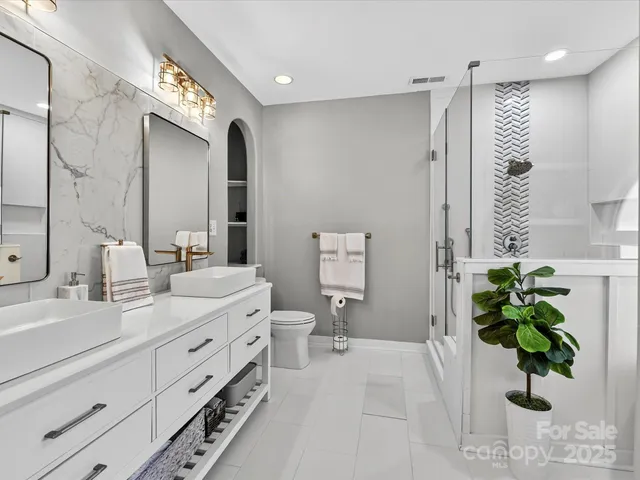 $1,250,000 | 21300 Carina Lane, Cornelius, NC 28031