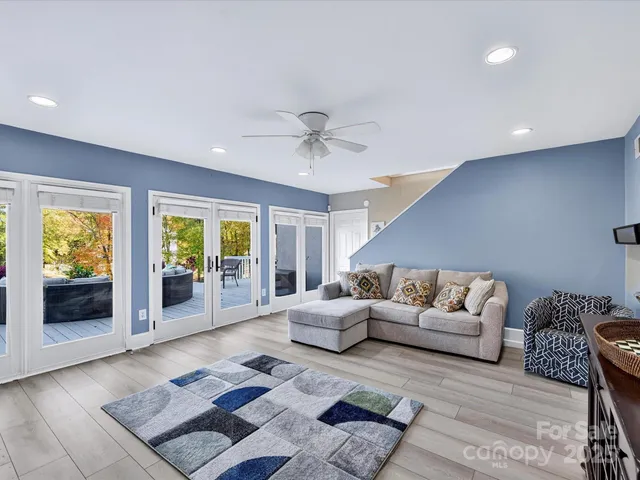 $1,250,000 | 21300 Carina Lane, Cornelius, NC 28031