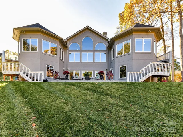 $1,250,000 | 21300 Carina Lane, Cornelius, NC 28031