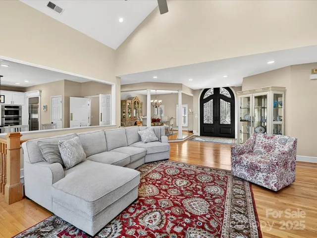 $1,250,000 | 21300 Carina Lane, Cornelius, NC 28031