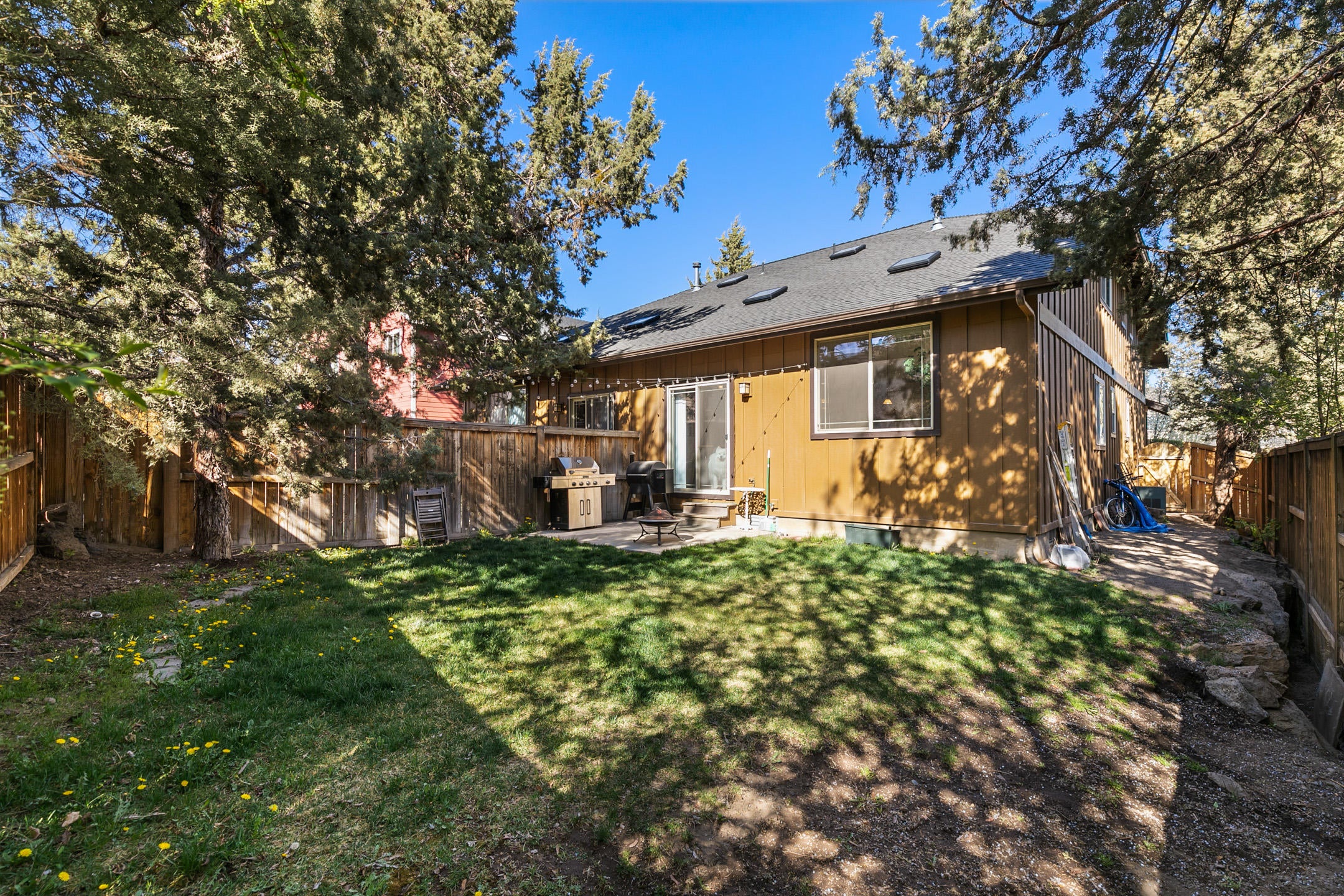 20871 Nova Loop Bend, OR 97701 - Photo 16 of 17 2021_04_20_20781_nova_loop-19
