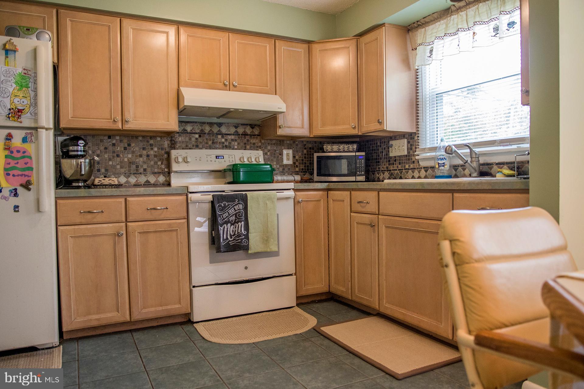 204 Warwick Road, Unit A Stratford, NJ 08084 - Photo 6 of 15