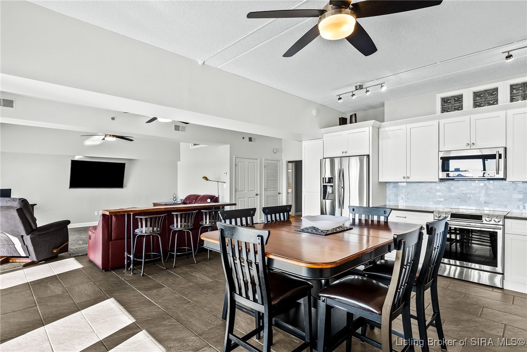 1 Riverpointe Plaza, Unit 603 #604 Jeffersonville, IN 47130 - Photo 15 of 55