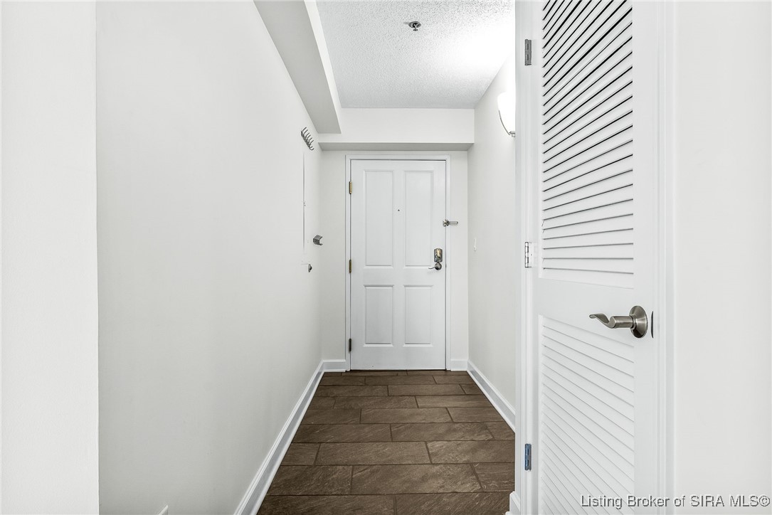 1 Riverpointe Plaza, Unit 603 #604 Jeffersonville, IN 47130 - Photo 2 of 55