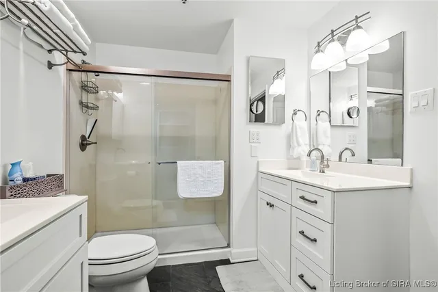 $650,000 | 1 Riverpointe Plaza, Unit 603 #604, Jeffersonville, IN 47130