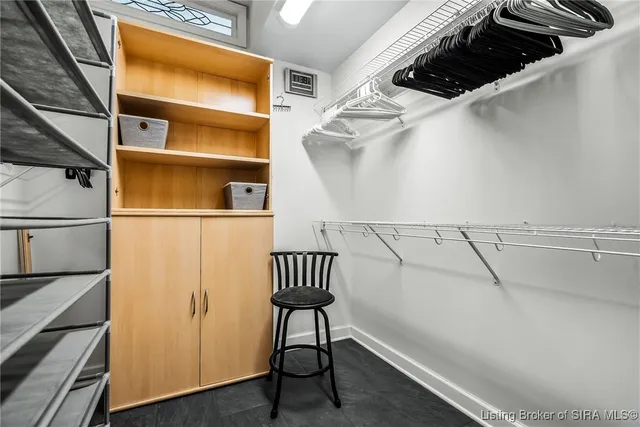 $650,000 | 1 Riverpointe Plaza, Unit 603 #604, Jeffersonville, IN 47130