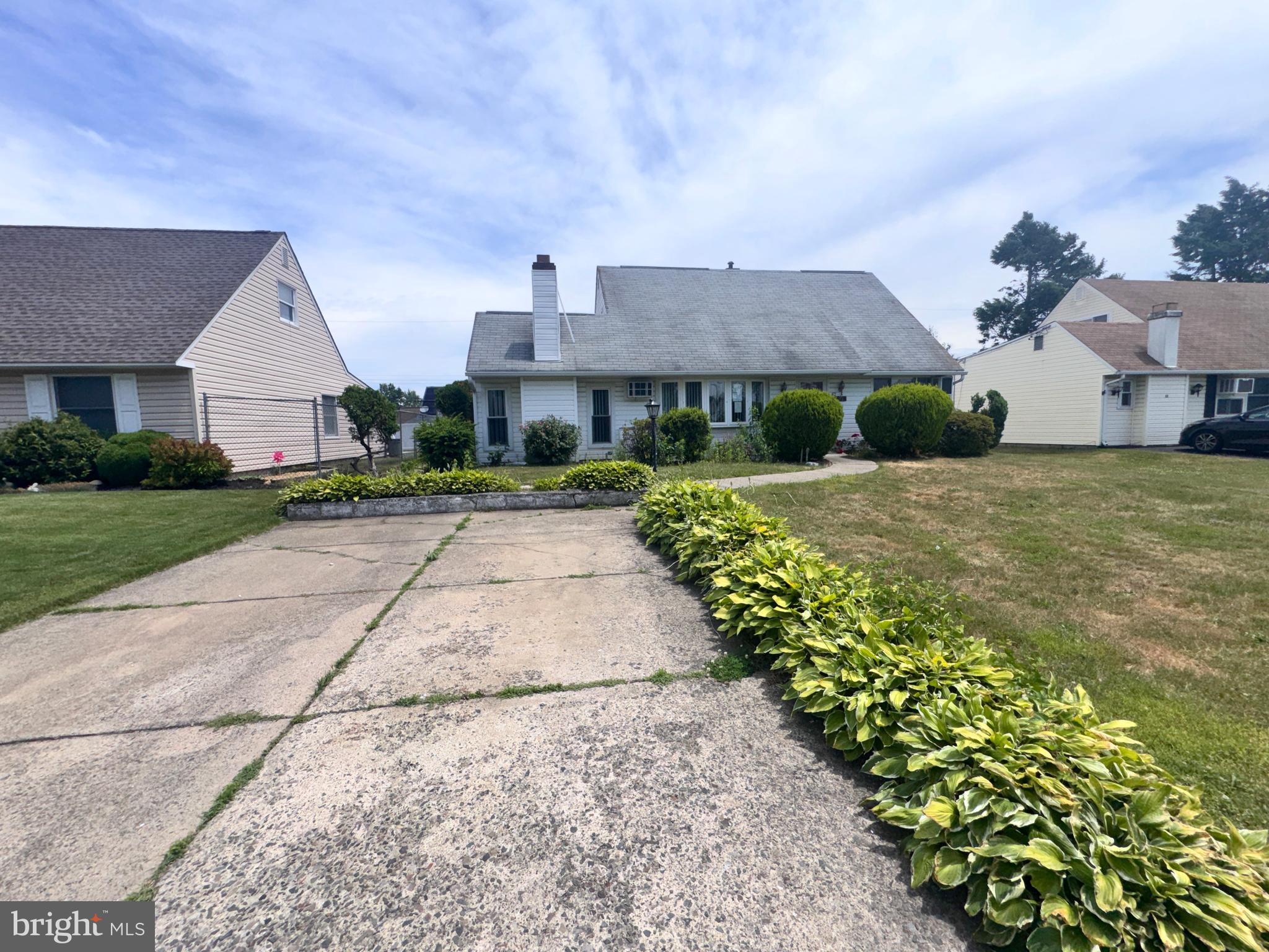 62 Plumtree Road Levittown, PA 19056 - Photo 2 of 20 front