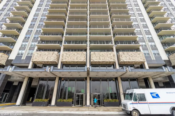 $2,200 | 400 East Randolph Street, Unit 1516, Chicago, IL 60601