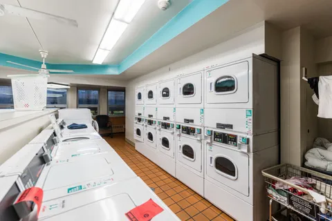 $2,200 | 400 East Randolph Street, Unit 1516, Chicago, IL 60601