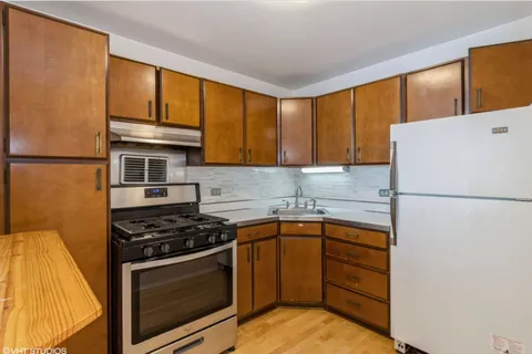 $2,200 | 400 East Randolph Street, Unit 1516, Chicago, IL 60601