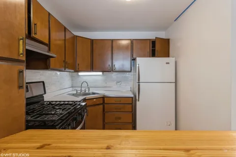 $2,200 | 400 East Randolph Street, Unit 1516, Chicago, IL 60601