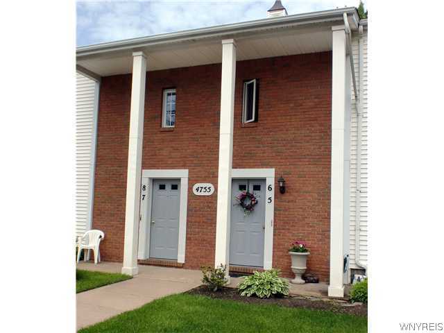 4755 Chestnut Ridge Road Amherst, NY 14228 - Photo 1 of 1 Exterior Front