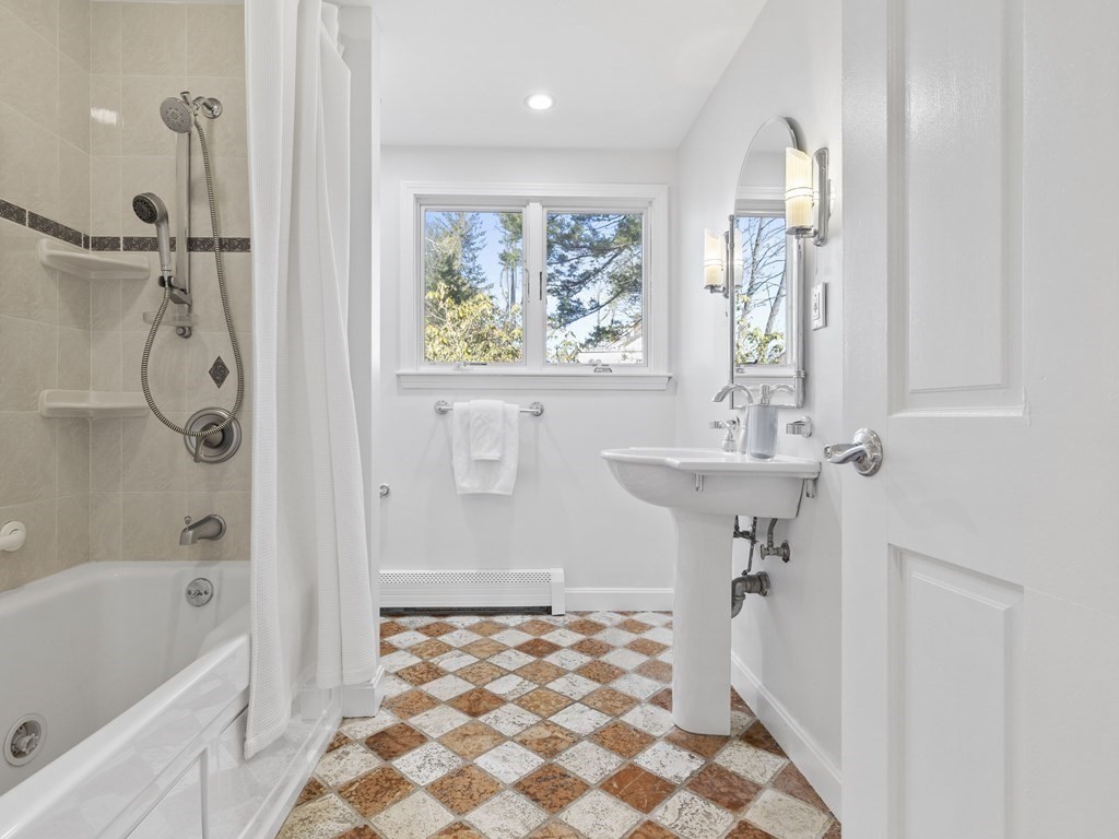 7 Asheville Road Brookline, MA 02467 - Photo 10 of 22