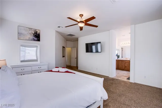 $2,300 | 29 Blue Sunrise Avenue, North Las Vegas, NV 89031