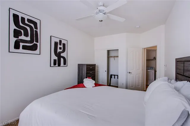 $2,300 | 29 Blue Sunrise Avenue, North Las Vegas, NV 89031