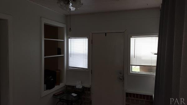 331 Gibbs Road Pensacola, FL 32507 - Photo 6 of 34