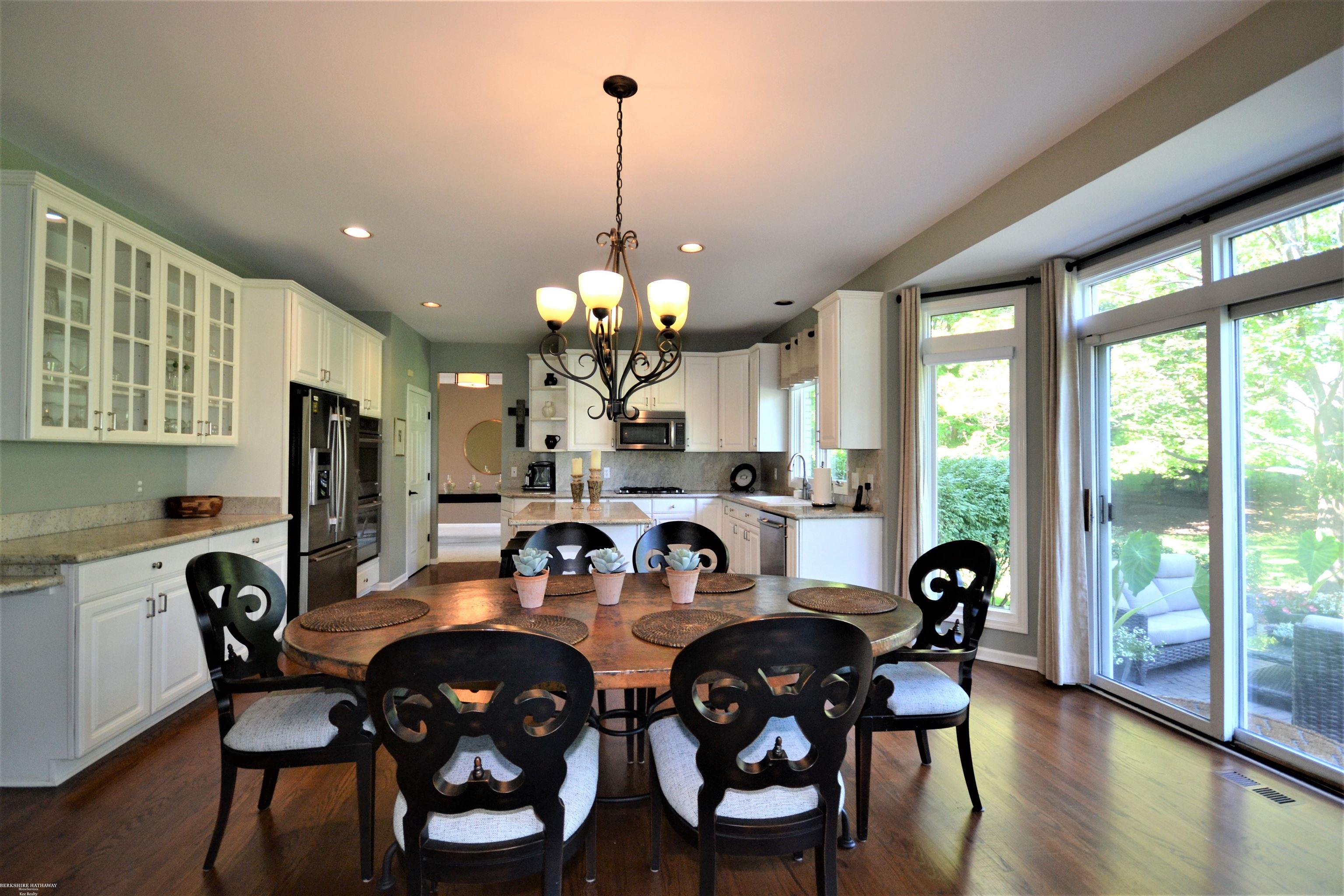 1813 Fox Run Rochester Hills, MI 48306 - Photo 28 of 68