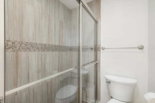 $2,375 | 2201 Lakeway Boulevard, Unit 10, Lakeway, TX 78734