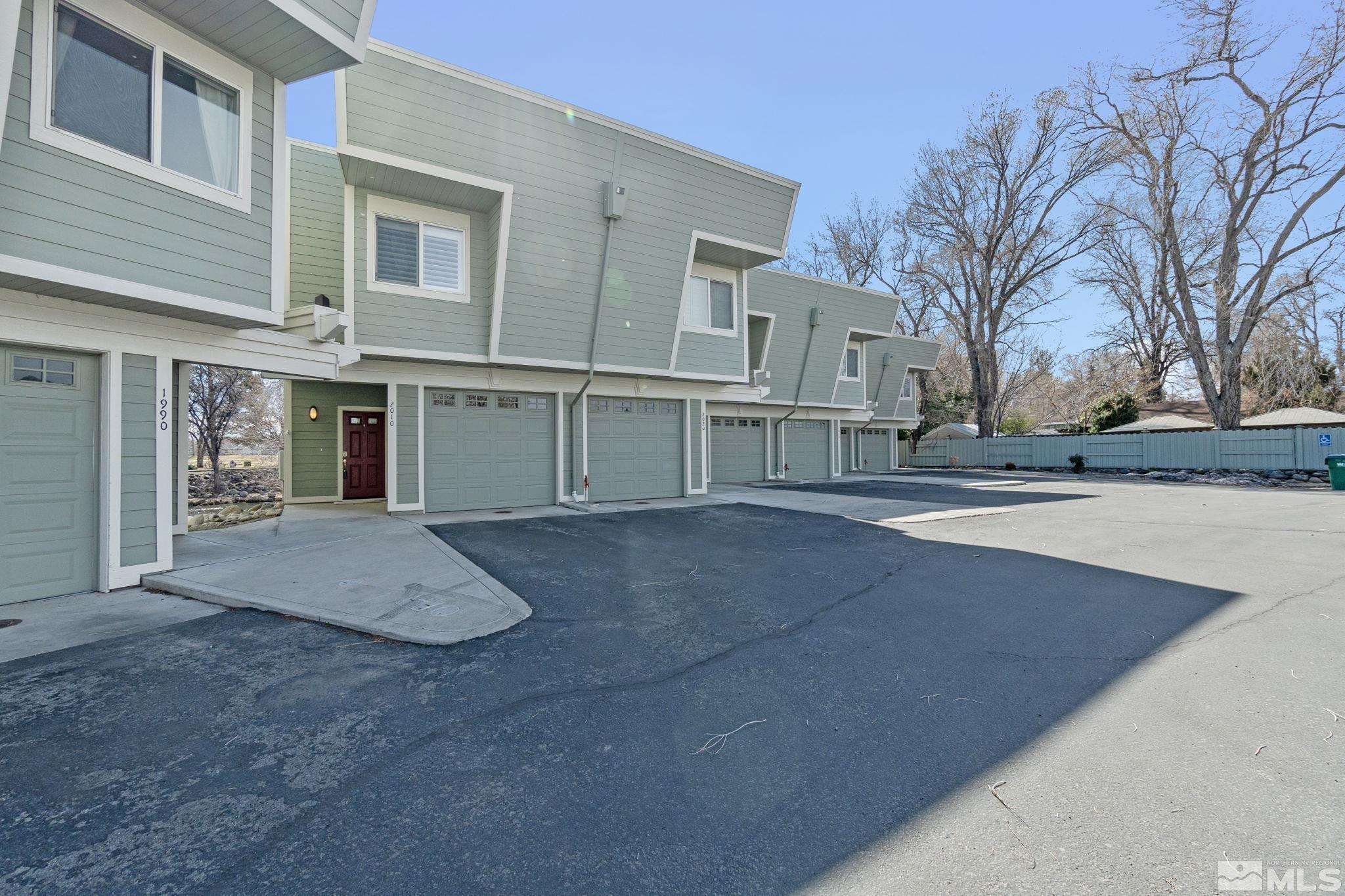 2010 Dickerson Road Reno, NV 89503 - Photo 4 of 35 Photo 4