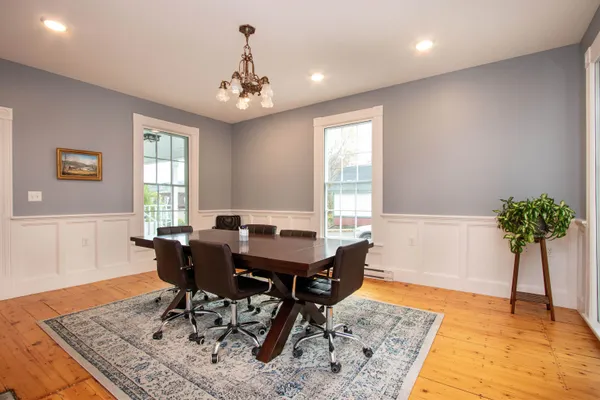 $750,000 | 1394 Main Street, St. Johnsbury, VT 05819