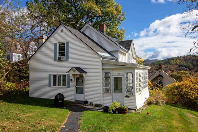 $750,000 | 1394 Main Street, St. Johnsbury, VT 05819