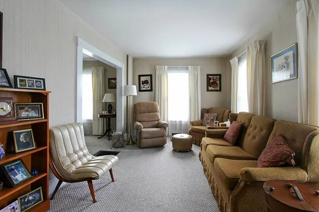 $750,000 | 1394 Main Street, St. Johnsbury, VT 05819