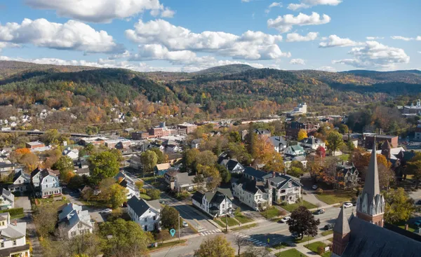 $750,000 | 1394 Main Street, St. Johnsbury, VT 05819