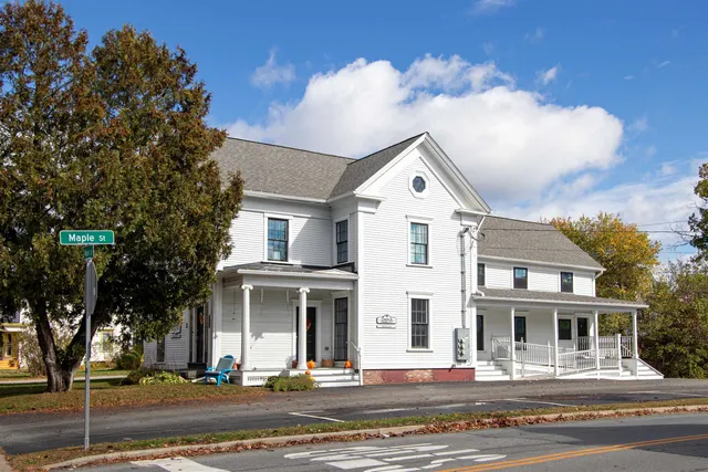 $750,000 | 1394 Main Street, St. Johnsbury, VT 05819