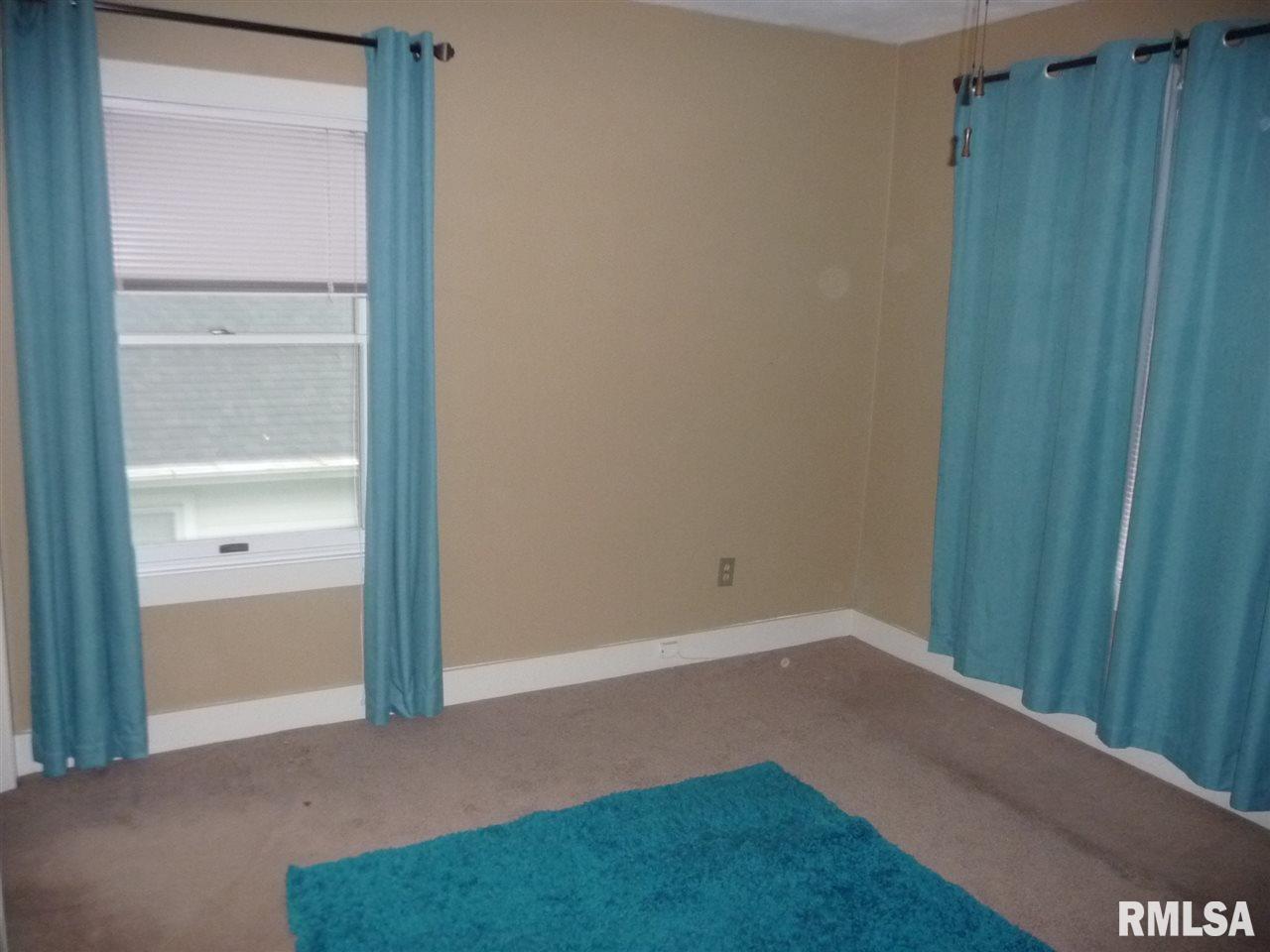 2225 26th Street Rock Island, IL 61201 - Photo 16 of 21