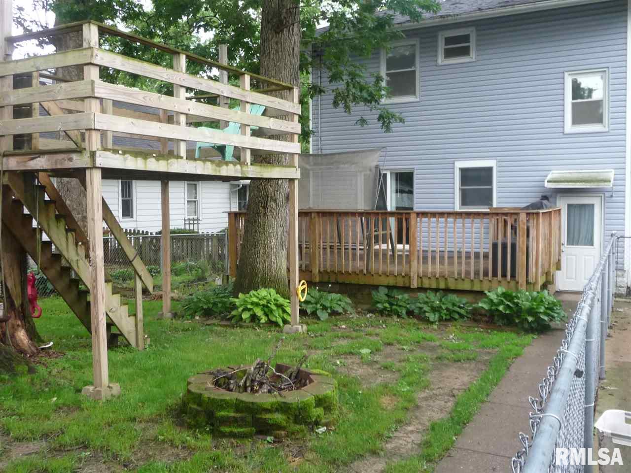 2225 26th Street Rock Island, IL 61201 - Photo 3 of 21