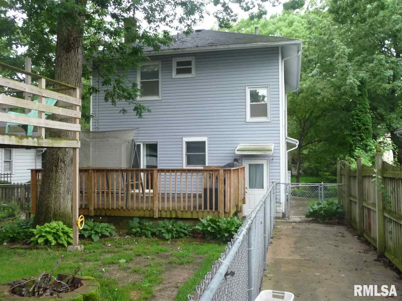 2225 26th Street Rock Island, IL 61201 - Photo 4 of 21