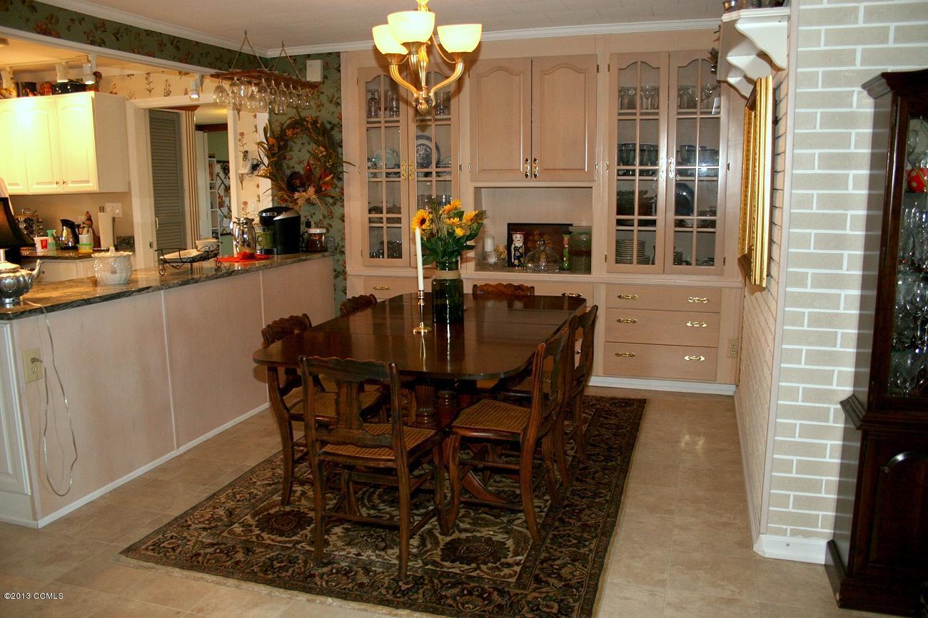 177 Community Road Davis, NC 28524 - Photo 25 of 154 Dining Room1