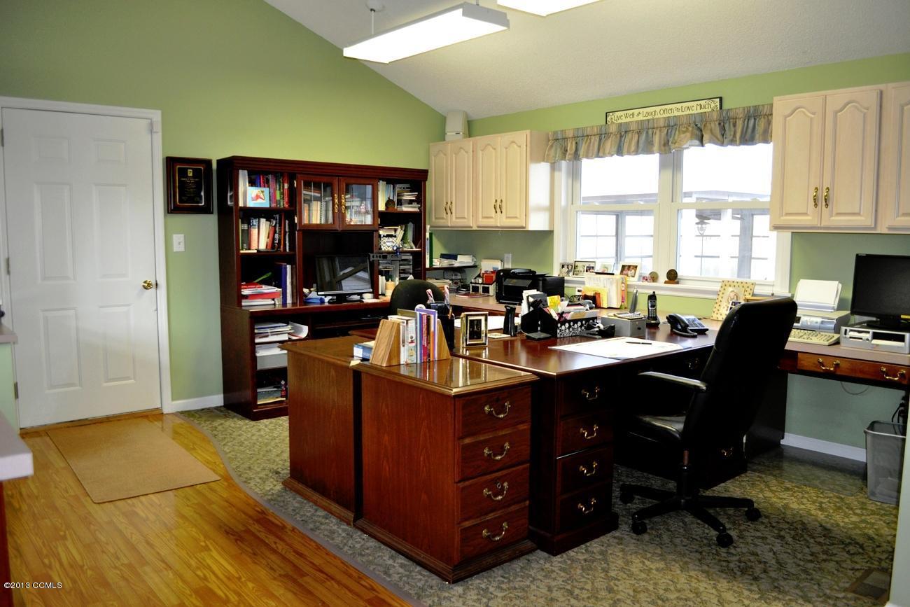 177 Community Road Davis, NC 28524 - Photo 52 of 154 Large Office Room with Waterview