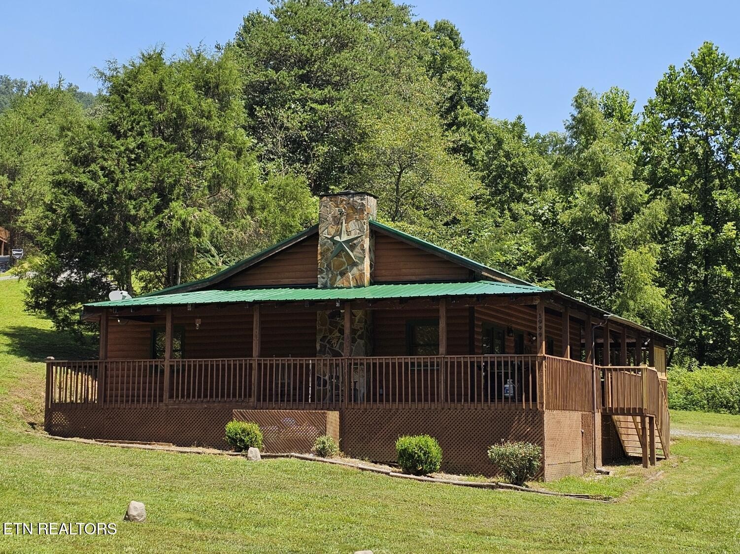 1999 East Mountain View Way Sevierville, TN 37876 - Photo 4 of 36