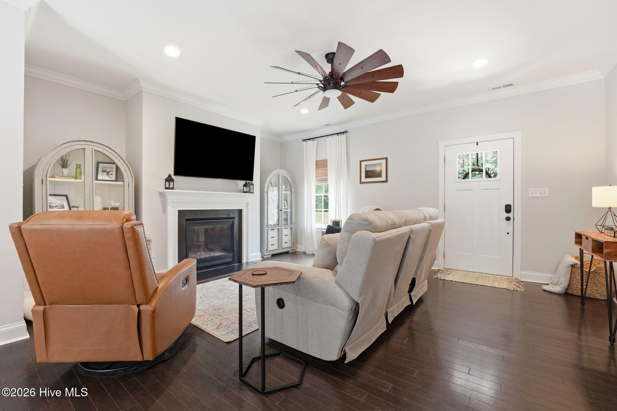 170 Beths Point West End, NC 27376 - Photo 6 of 47