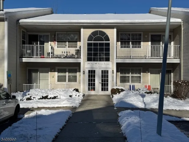 $375,000 | 38 Spruce Terrace, Unit 38, Mount Arlington, NJ 07856