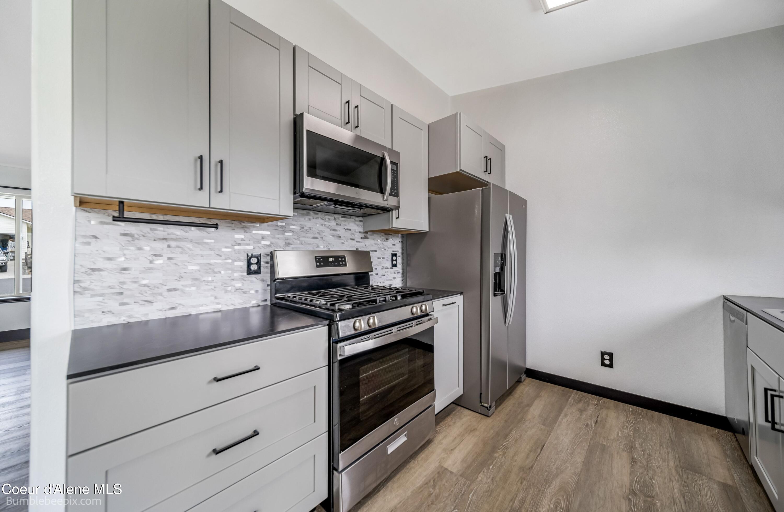 2615 North Rawhide Ridge Road Post Falls, ID 83854 - Photo 12 of 38 Kitchen