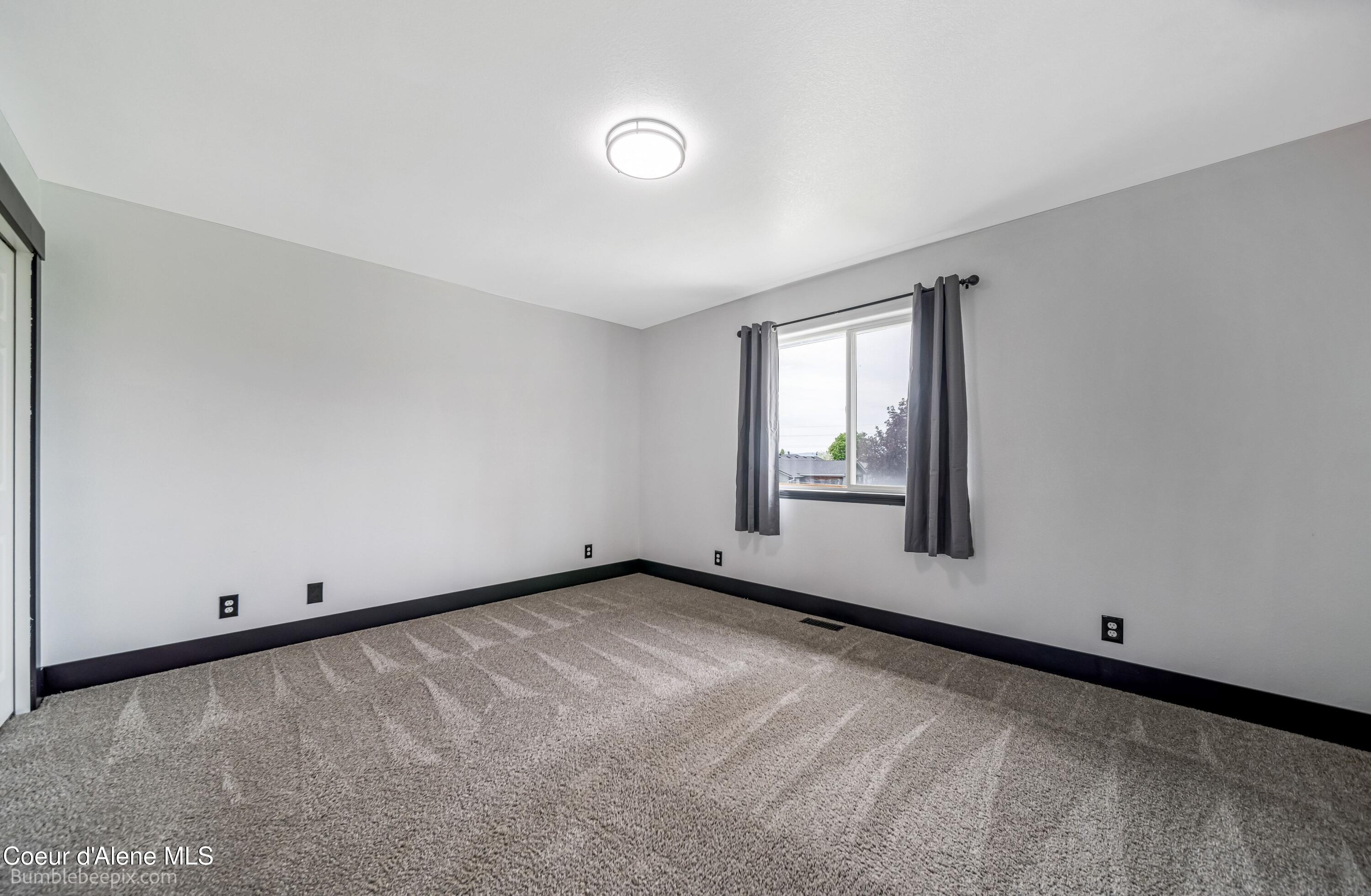 2615 North Rawhide Ridge Road Post Falls, ID 83854 - Photo 17 of 38 Bedroom